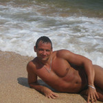 BRUTTO, 48