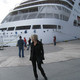 Lora, 60