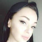 Milana, 32