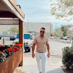 George, 49 (1 , 0 )