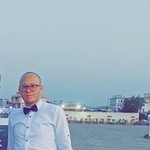 Sam, 32